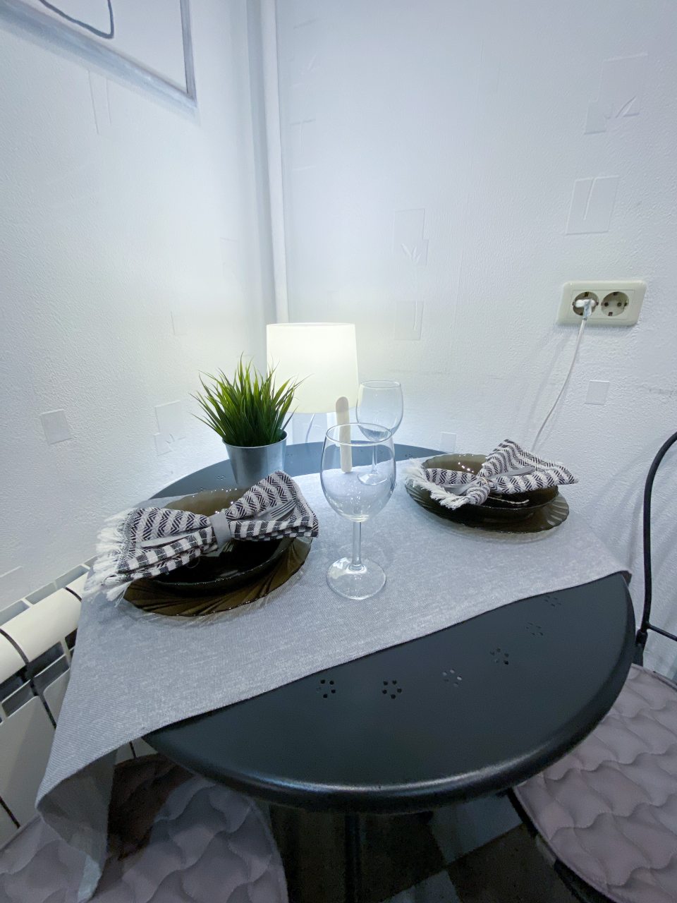 Апартаменты (Апартаменты на Свердлова 51), Апартаменты На Свердлова 51