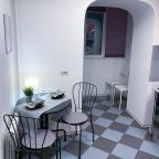 Апартаменты (Апартаменты на Свердлова 51), Апартаменты На Свердлова 51