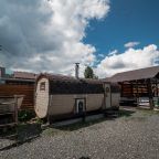 Разрешено проведение мероприятий, Гостевой дом Maverick