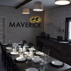 Четырнадцатиместный (Маверик Дом 2 в Шерегеше с баней и чаном), Гостевой дом Маверик