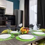 Шестиместный (FAMILY SUITE), Апартаменты Леомир