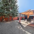 Шестиместный (FAMILY SUITE), Апартаменты Леомир