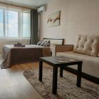 Квартира (Новая квартира в Черемушках, удобно добраться с М4 и Тамбовской трассы.), Апартаменты Серебряный век