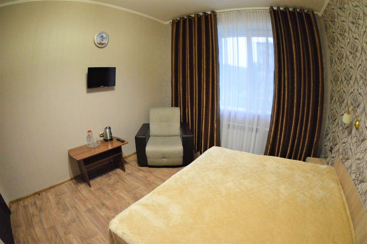 Двухместный (2-местный 1-комнатный номер 1-ой категории «King Size») санатория Серебряные ключи, Светлогорск (Гомельская область)