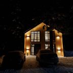 Коттедж (Четырехкомнатный), Дом отдыха Shantivillas