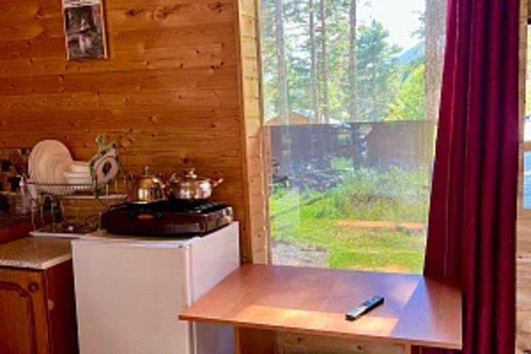 Трехместный (3-х местный (2 этаж)), База отдыха КараБелка