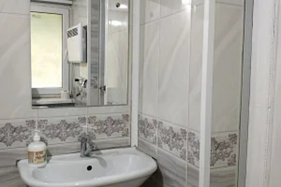 Шестнадцатиместный (Эконом), База отдыха КараБелка
