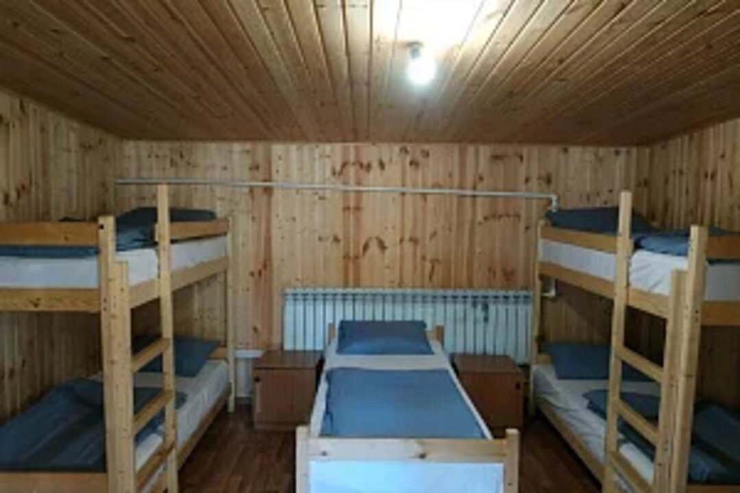 Шестнадцатиместный (Эконом), База отдыха КараБелка