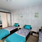 Апартаменты (В Кольцово рядом с аэропортом), Апартаменты Квартира посуточно около Аэропорта Кольцово