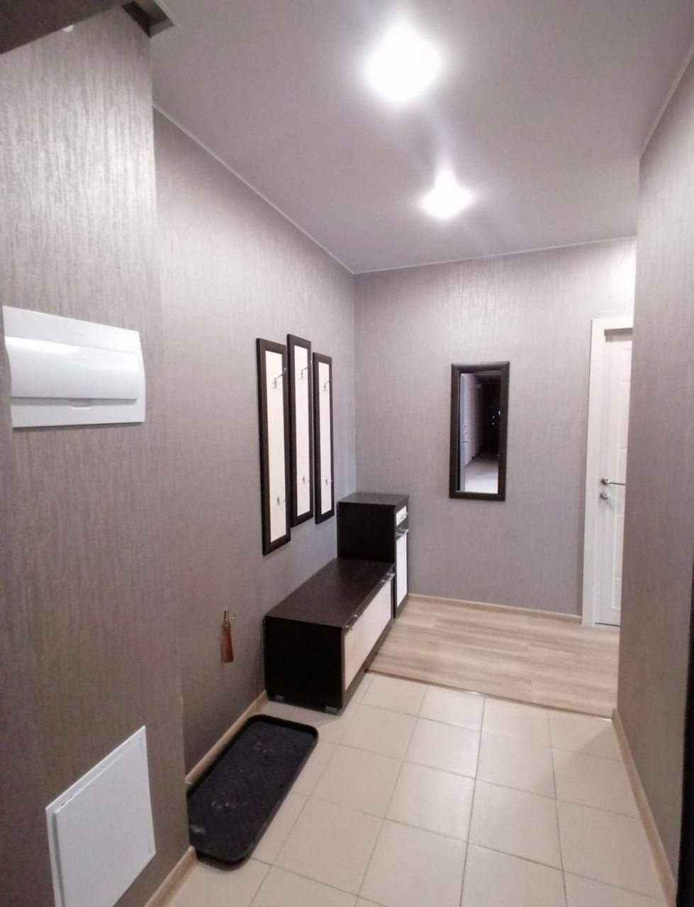 Апартаменты (В Кольцово рядом с аэропортом), Апартаменты Квартира посуточно около Аэропорта Кольцово