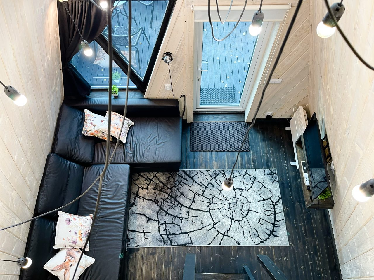 Дом (А-Фрейм Черное-белое), База отдыха ALDI-Karelia