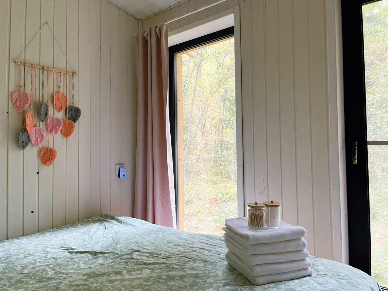 Номер (С джакузи Могучая ель), База отдыха ALDI-Karelia