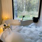 Номер (С джакузи Могучая ель), База отдыха ALDI-Karelia