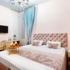 Кровать180 ш, парковка под окном, вай фай, удобства в номере