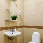 Кровать 190ш, парковка во дворе, вай фай, удобства в номере