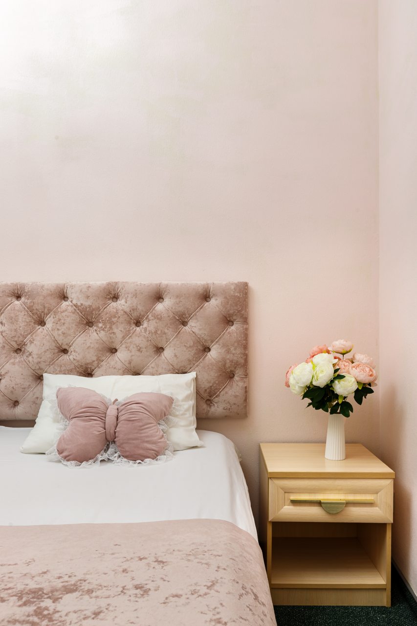 Кровать 190ш, парковка во дворе, вай фай, удобства в номере