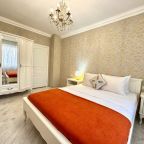 Апартаменты (Двухкомнатная квартира на Литовском валу), Апартаменты На Литовском валу