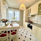 Апартаменты (Двухкомнатная квартира на Литовском валу), Апартаменты На Литовском валу