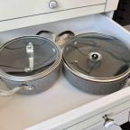 Апартаменты (Двухкомнатная квартира на Литовском валу), Апартаменты На Литовском валу