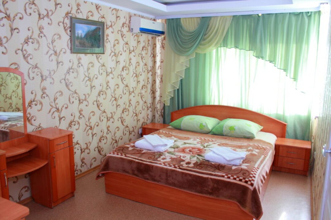 Четырехместный (Люкс) гостиницы Шанырак, Петропавловск