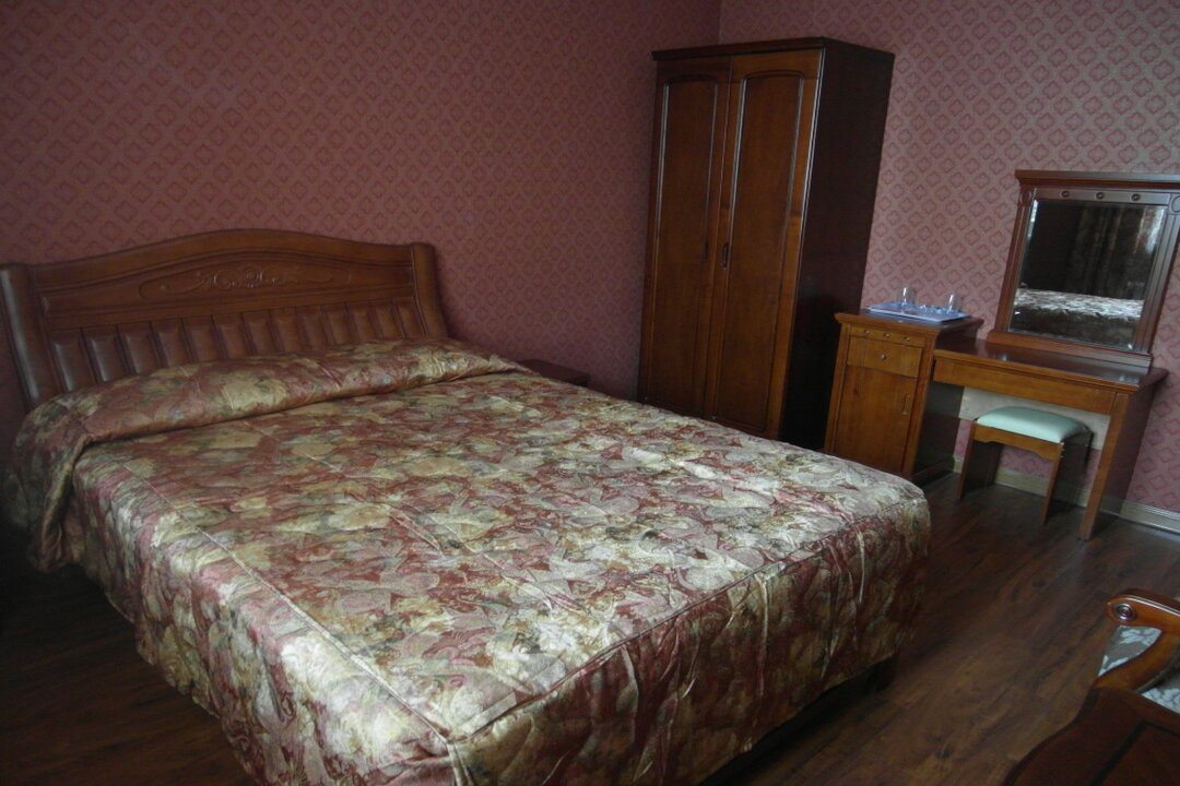 Двухместный (Люкс с ванной комнатой) гостиницы Адмиралъ, Петропавловск