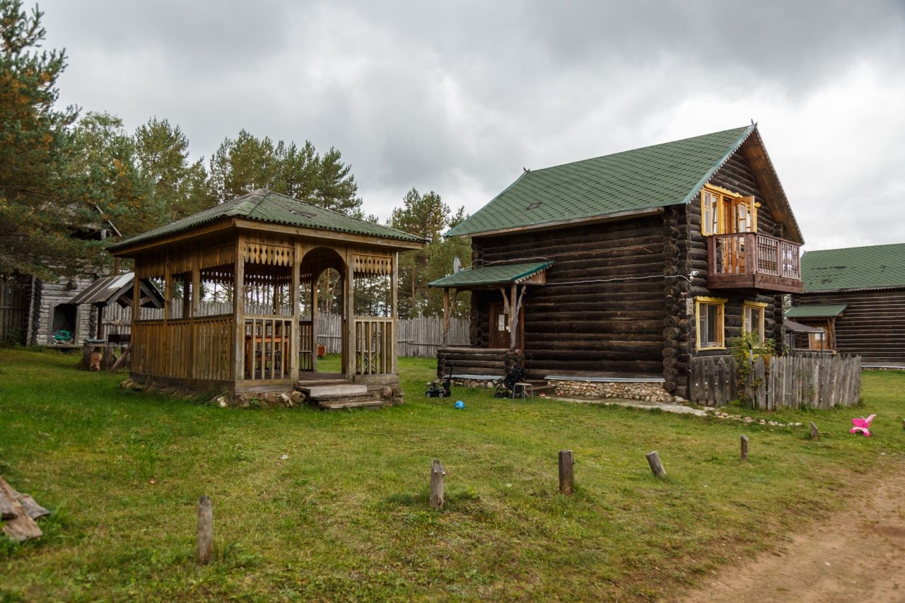 Дом (Дом 5), Загородный отель Киногородок
