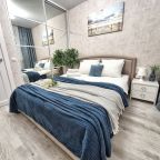 Двуспальная кровать 160*200 с новым ортопедическим матрасом.