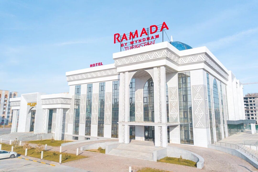 Отель Ramada by Wyndham Туркестан