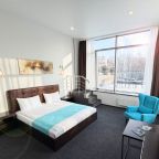 De Luxe (Веранда), Отель Кристалл