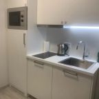 Апартаменты (МyНomеYourНоme нa Сaловa 61), Апартаменты Myhome Yourhome на Салова 61