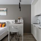 Апартаменты (Myhome Yourhome на Салова 61), Апартаменты Myhome Yourhome на Салова 61