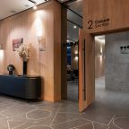 Апартаменты (Myhome Yourhome на Салова 61), Апартаменты Myhome Yourhome на Салова 61