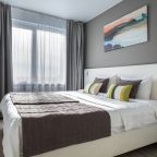 Апартаменты (МyНomеYourНоme нa Сaловa 61), Апартаменты Myhome Yourhome на Салова 61