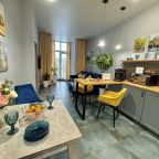 Квартира (Дизайнерская евродвушка у реки), Дизайнерские апартаменты у реки