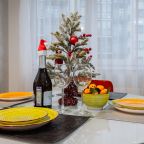 Квартира (Евродвушка с видом во двор), Дизайнерские апартаменты у реки