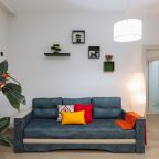 Квартира (Евродвушка с видом во двор), Дизайнерские апартаменты у реки