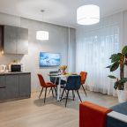 Квартира (Евродвушка с видом во двор), Дизайнерские апартаменты у реки