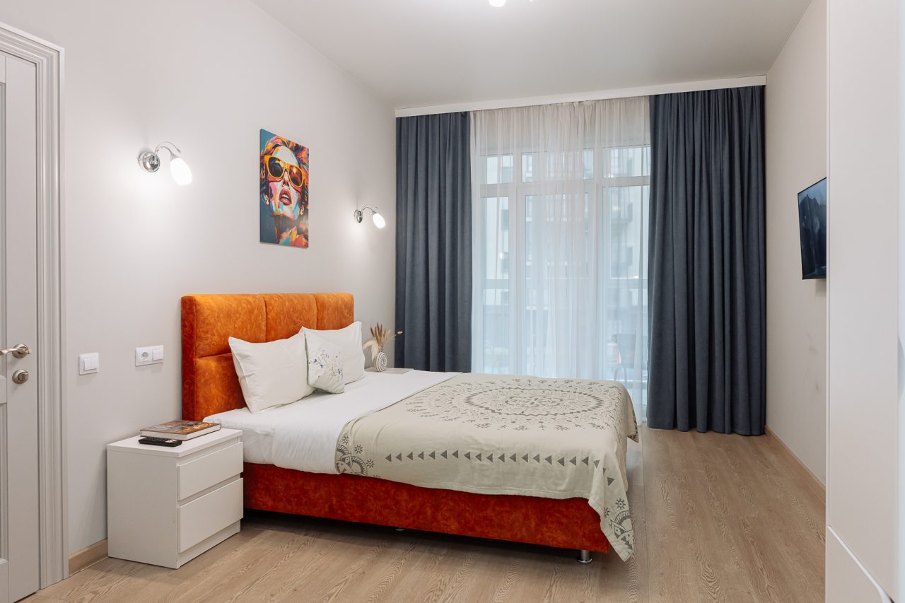 Квартира (Евродвушка с видом во двор), Дизайнерские апартаменты у реки