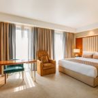 Номер (JUNIOR SUITE), Отель Marjan Plaza Hotel