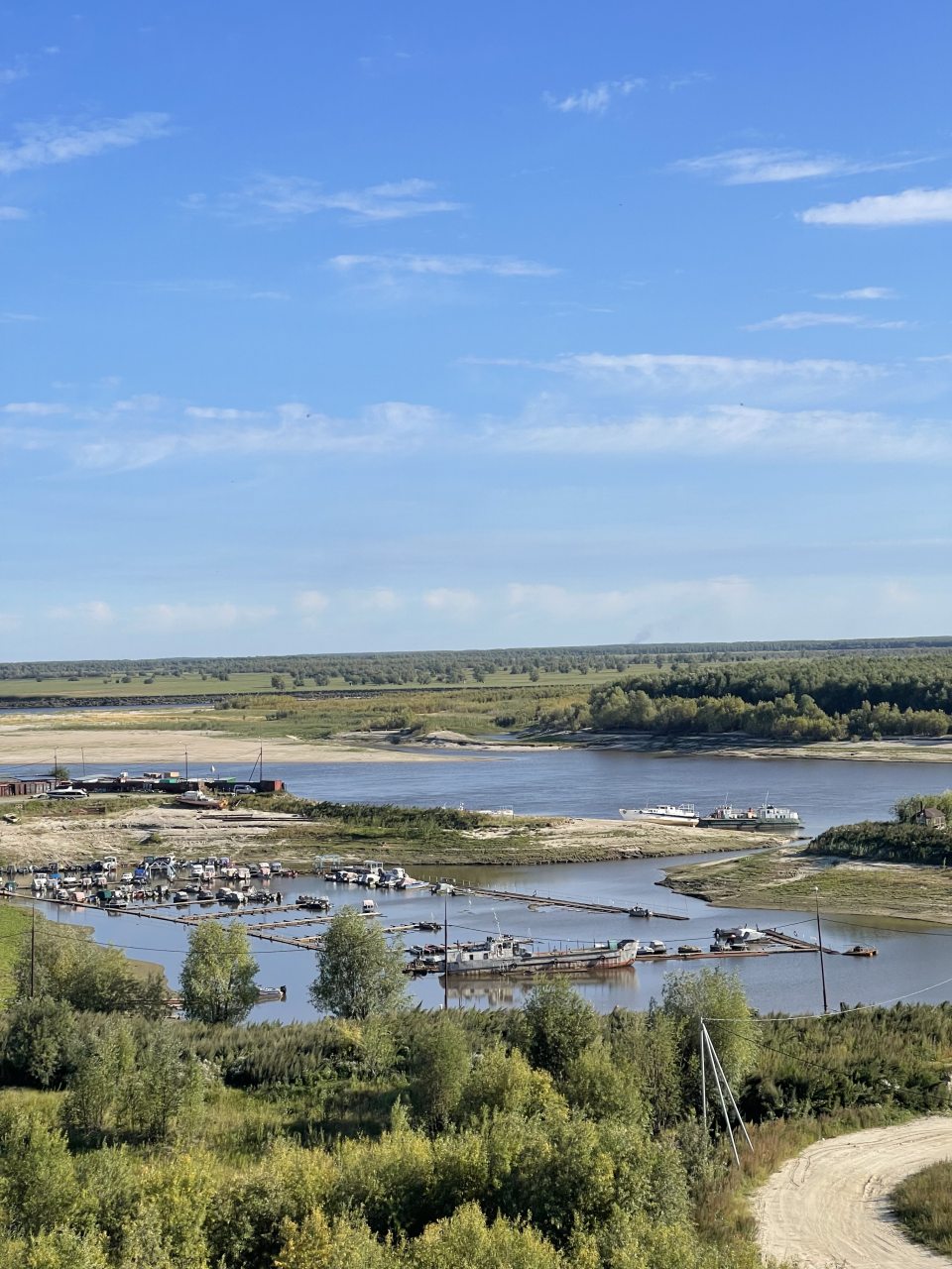 Апартаменты (Хант, с  видом на реку и лес), Апартаменты Хант