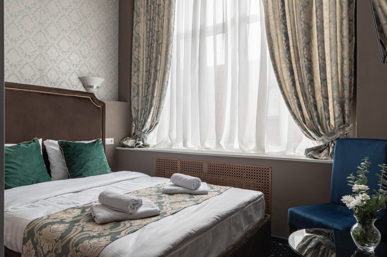 Двухместный (Стандарт с большой кроватью) отеля Арт-отель Моцарт, Москва