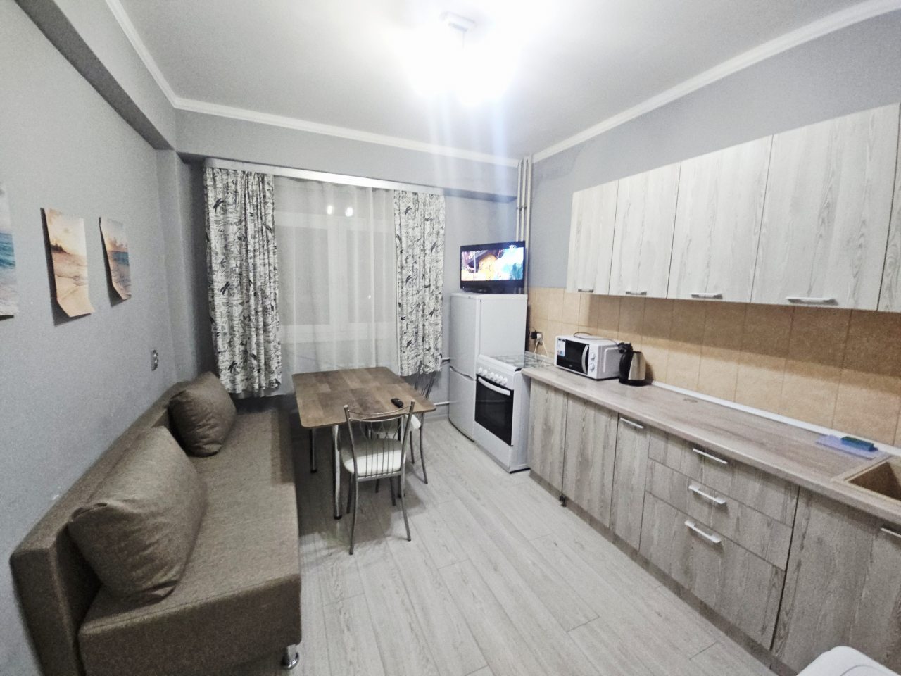 Апартаменты (Спальня+ кухня-гостиная  - 2 этаж), Апартаменты Golden Holiday