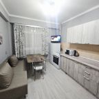 Апартаменты (Спальня+ кухня-гостиная  - 2 этаж), Апартаменты Golden Holiday