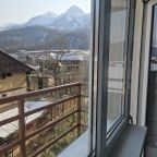 Апартаменты (Спальня + кухня-гостиная - 4 этаж), Апартаменты Golden Holiday