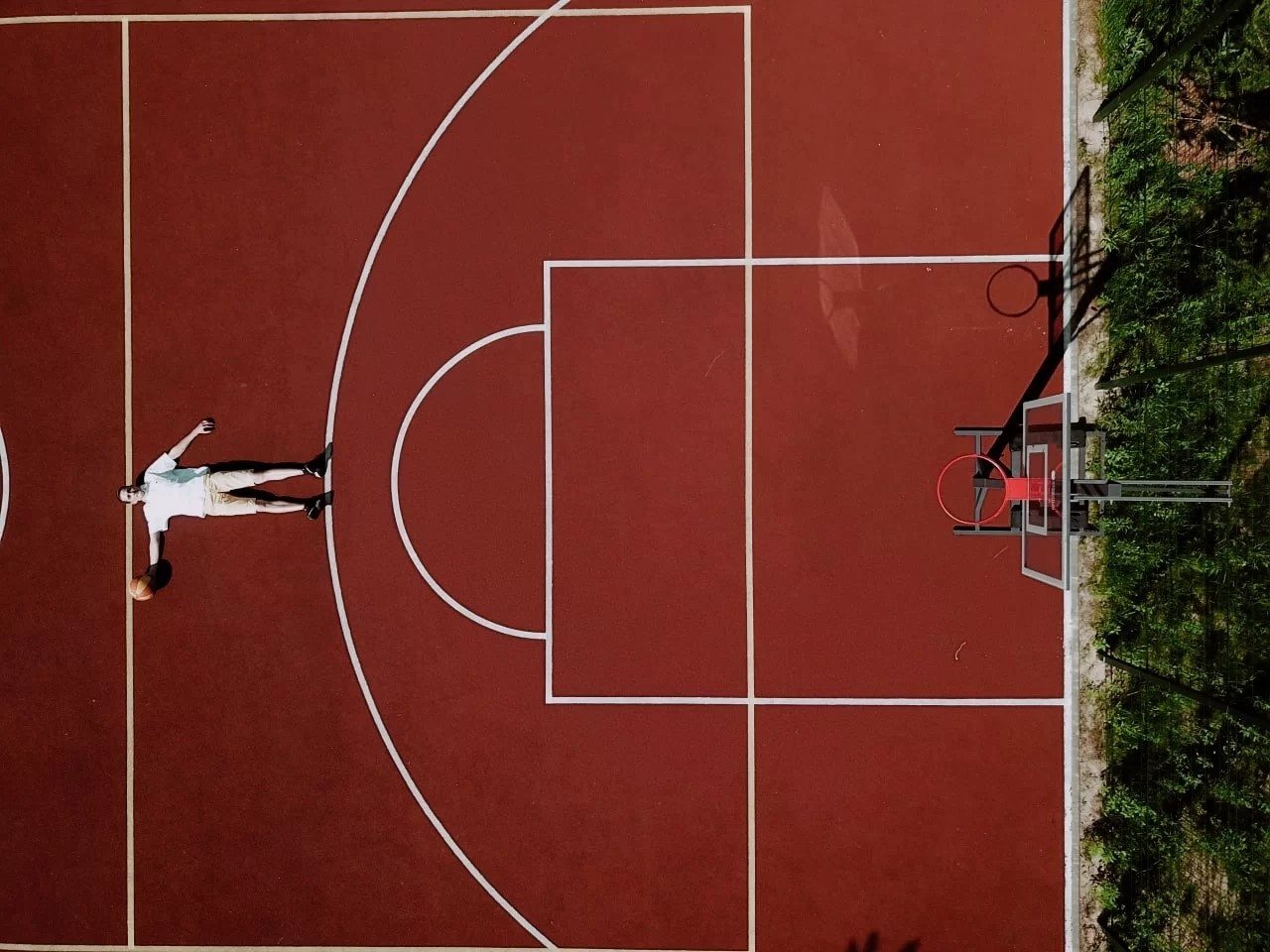 Баскетбольная площадка, Отель Точка на карте. Лодейное Поле