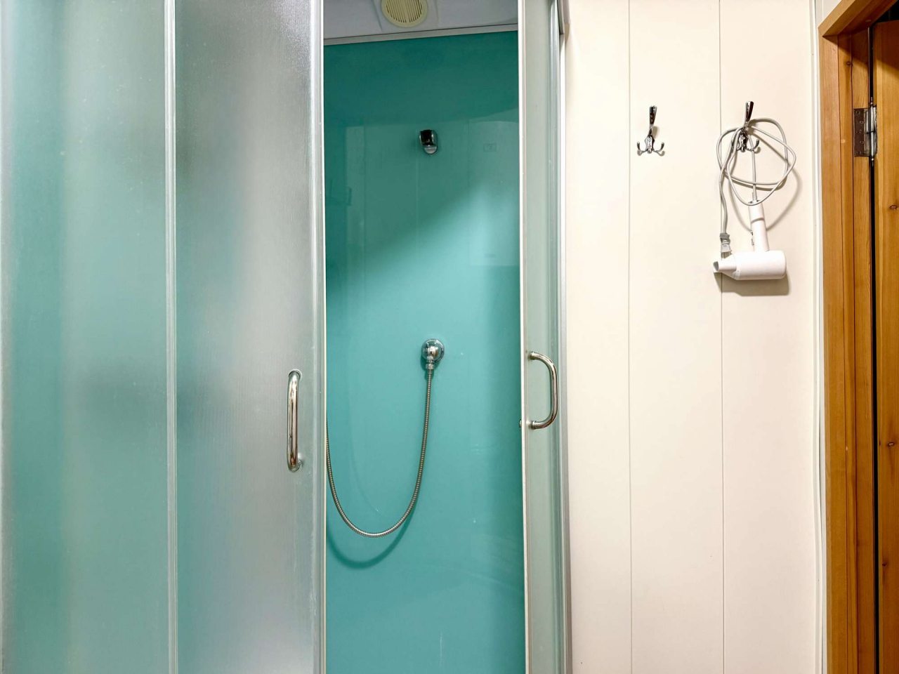 Двухуровневый семейный омер с кухней корпус Б