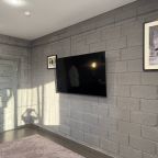 Трёхместный и более (Трехместный с балконом), Отель Hotel Loft