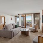 Люкс (Executive Suite Sea View), Отель FЮNF Luxury Resort & SPA Anapa Miracleon 5*