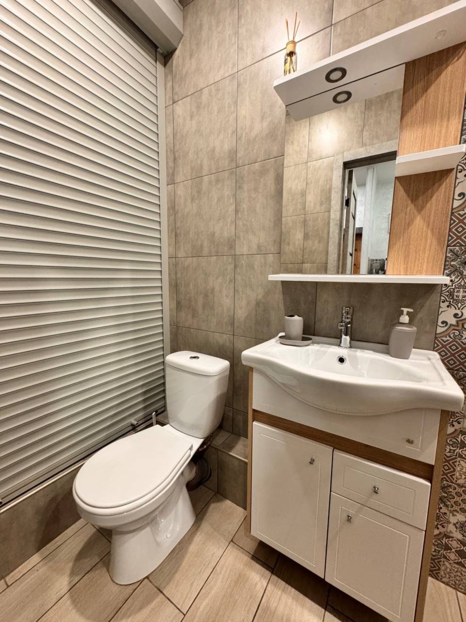 Квартира (Дизайнерская студия в элитном ЖК 