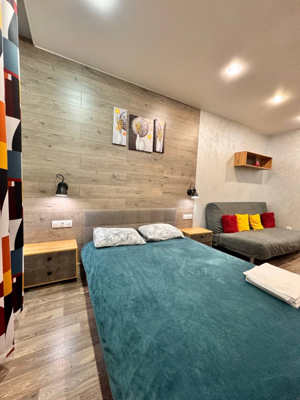 Квартира (Дизайнерская студия в элитном ЖК 